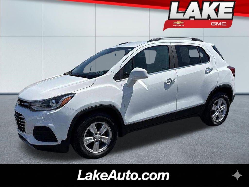 2018 Chevrolet Trax LT in Summit White — front three-quarter view