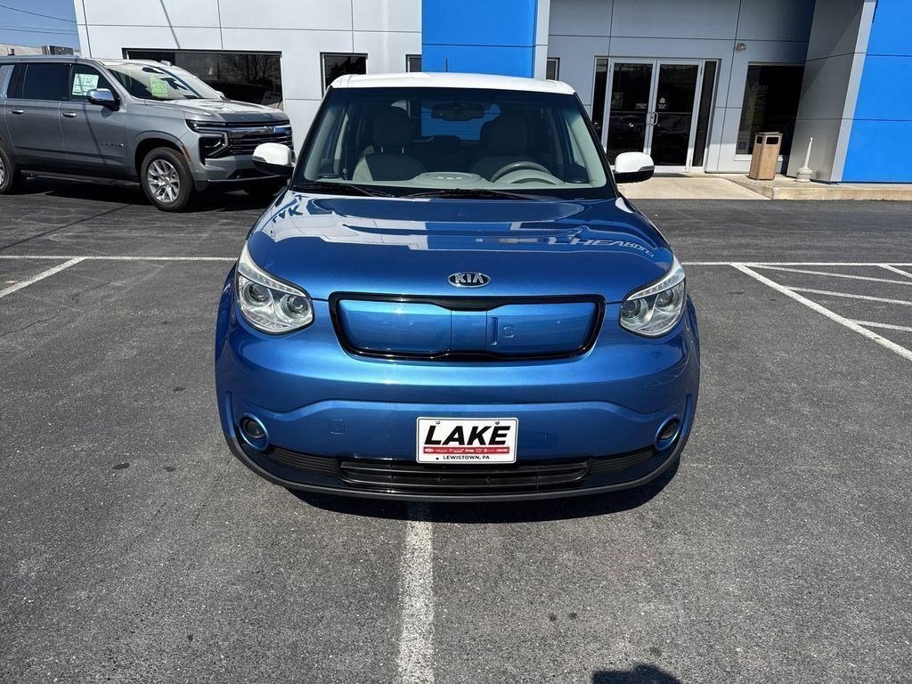 2017 Kia Soul EV — rear three-quarter view